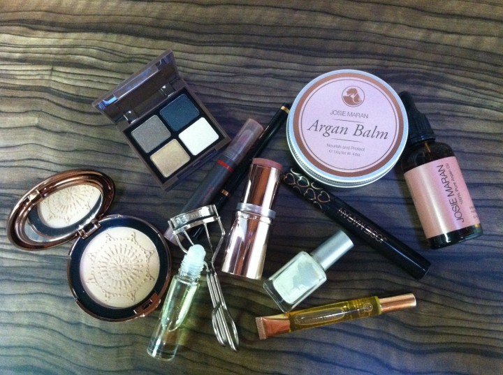 Makeup Bag: Josie Maran